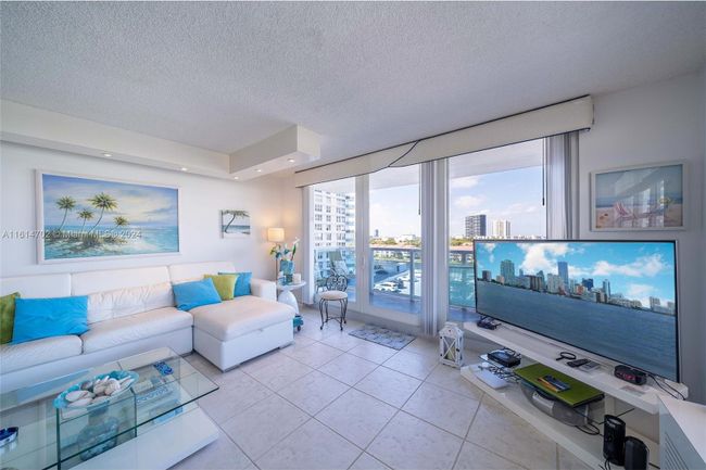 721 - 3800 S Ocean Dr, Condo with 2 bedrooms, 2 bathrooms and null parking in Hollywood FL | Image 17