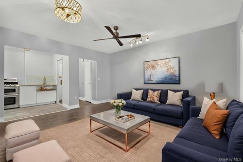 2n-860 Grand Concourse, Bronx, NY, 10451-2819 | Card Image