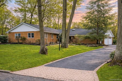 38 Arista Dr, Dix Hills, NY, 11746-4912 | Card Image