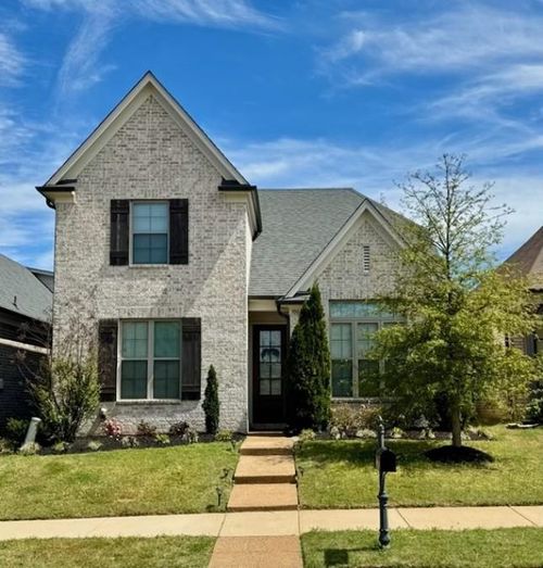 300 Cherokee Cir, Oakland, TN, 38060-5193 | Card Image
