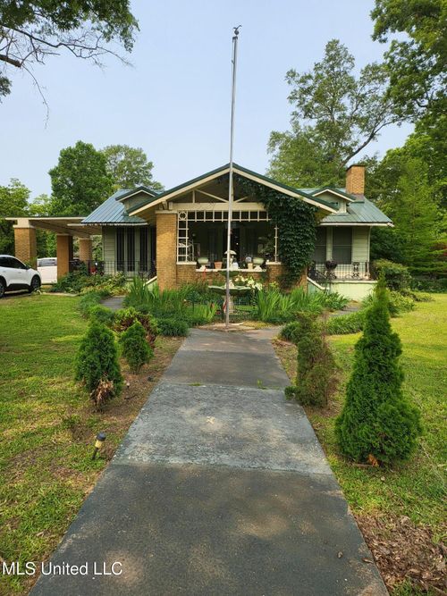515 S Pocahontas St, Sardis, MS, 38666-1937 | Card Image