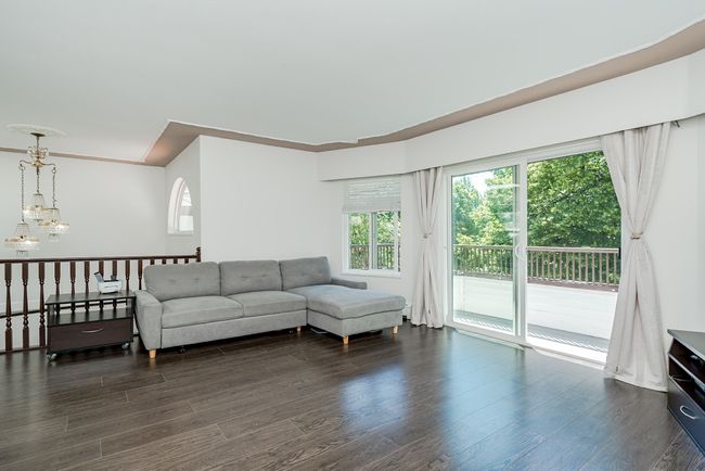 6074 Sherbrooke St, House other with 6 bedrooms, 4 bathrooms and 2 parking in Vancouver BC | Image 5