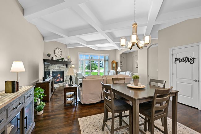 1502 Paddock Ct, Condo with 2 bedrooms, 2 bathrooms and null parking in OCONOMOWOC WI | Image 9
