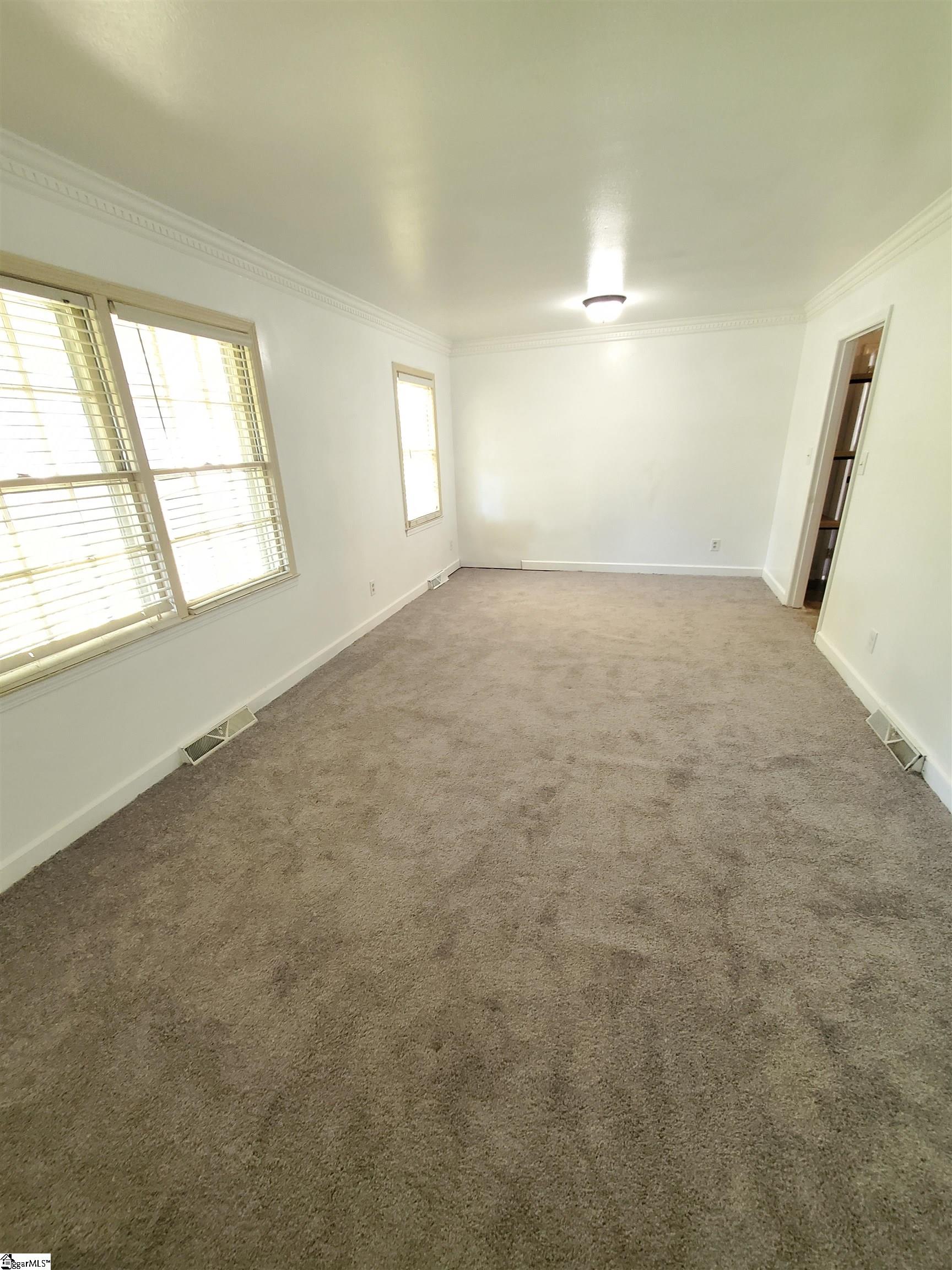 Residential in Taylors 4