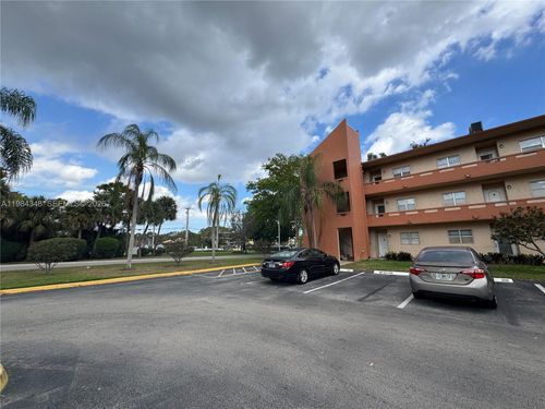 203-8810 W Mcnab Rd, Tamarac, FL, 33321-3669 | Card Image