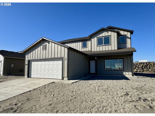 851 Ne Laurel Springs Dr, Hermiston, OR, 97838-1113 | Card Image