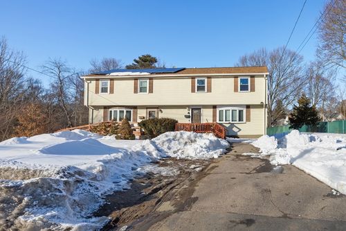 223-223 Warren St, Randolph, MA, 02368-3505 | Card Image