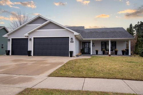 3091 Mockingbird Way, OSHKOSH, WI, 54904 | Card Image