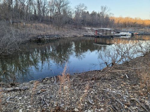 21031 Possum Trot Trl, Wheatland, MO, 65779-8608 | Card Image