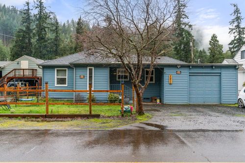 46822 Sunset Ave, Westfir, OR, 97492-9703 | Card Image
