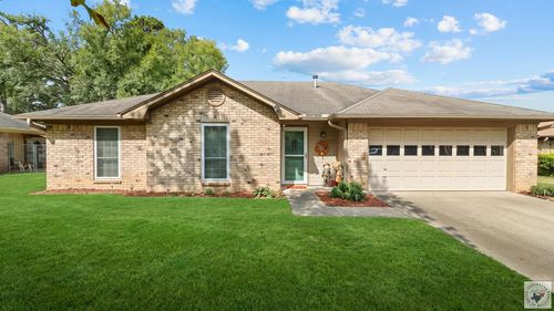 2 Autumn Cir, Wake Village, TX, 75501-0268 | Card Image