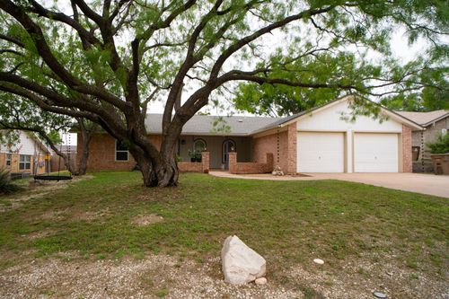 3121 Edgewood Dr, San Angelo, TX, 76903-9178 | Card Image