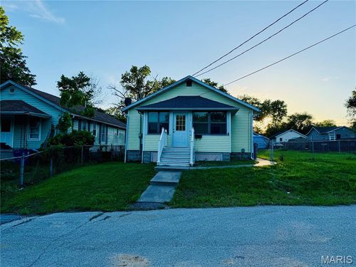518 Wyss Ave, Alton, IL, 62002-1849 | Card Image
