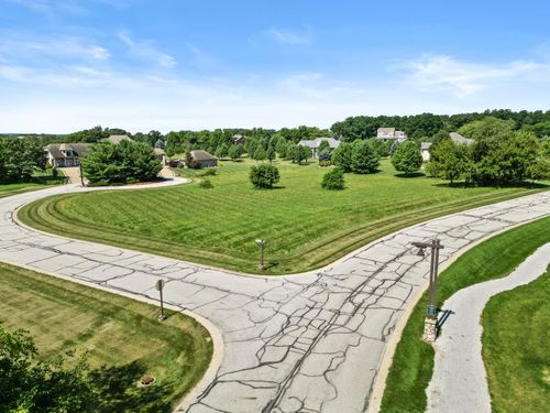 2960 Spring Rain Ct, Valparaiso, IN, 46385 | Card Image