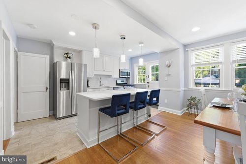 6467 Blenheim Rd, BALTIMORE, MD, 21212-1716 | Card Image