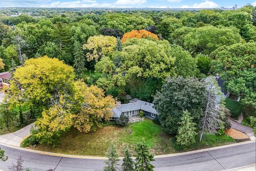 401 Turnpike Rd, Golden Valley, MN, 55416-1154 | Card Image