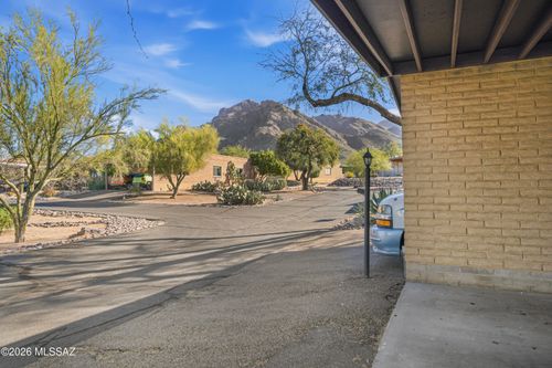 8300 N Mesquite Shadows Drive, Tucson, AZ, 85704 | Card Image