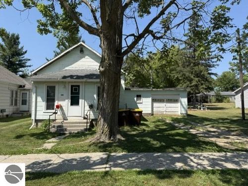 618 Mechanic St, Alma, MI, 48801-2243 | Card Image