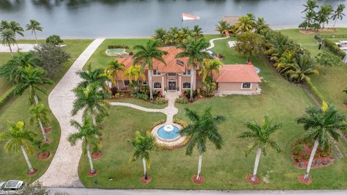 5660 Lago Del Sol Dr, Lake Worth, FL, 33449-5423 | Card Image