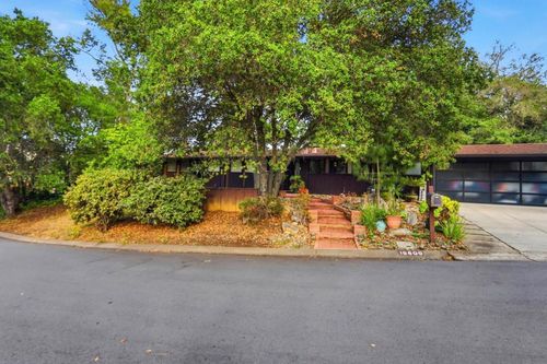 18600 Montpere Way, Saratoga, CA, 95070 | Card Image