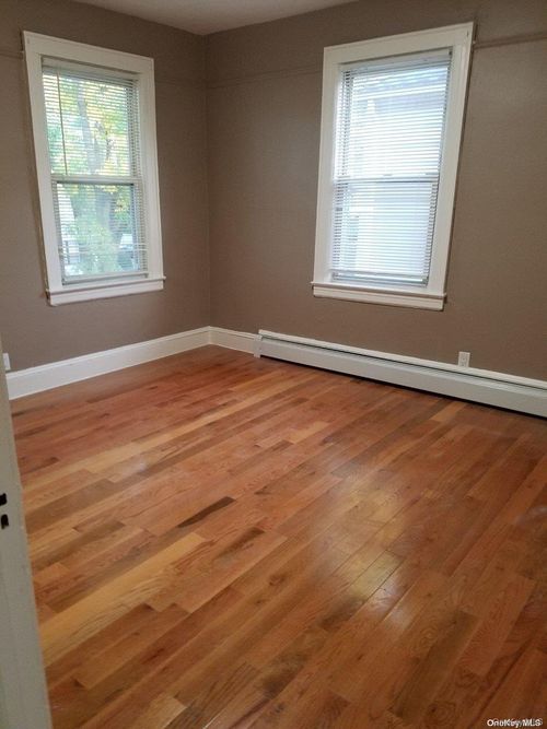 87-44 254th St, Bellerose, NY, 11426-2325 | Card Image