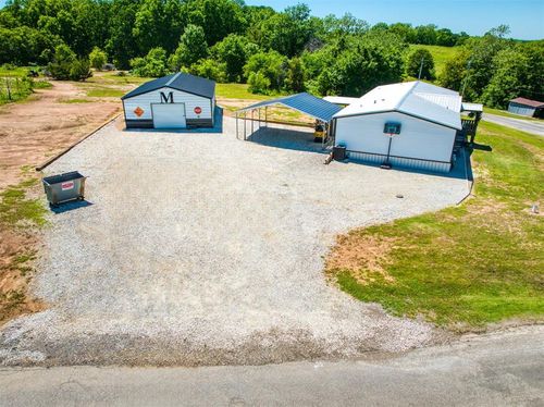 15026 N County Road 3370, Stratford, OK, 74872-7121 | Card Image