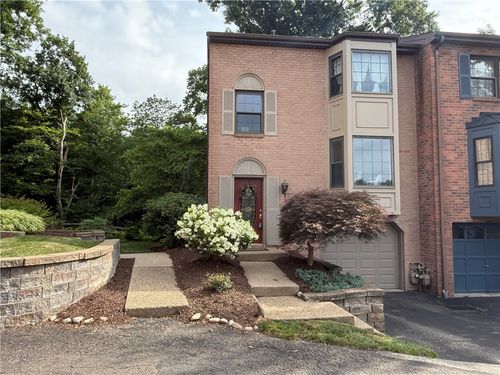 119 Crosswinds Ln, Murrysville, PA, 15668-1202 | Card Image