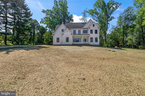 116 Ivy Mills Rd, GLEN MILLS, PA, 19342-1467 | Card Image