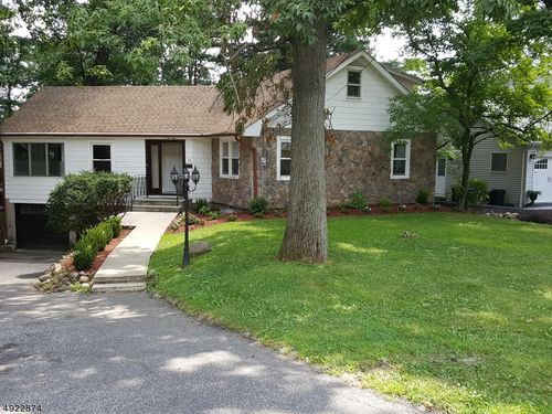 36 Beechwood Dr, Wayne, NJ, 07470-5702 | Card Image
