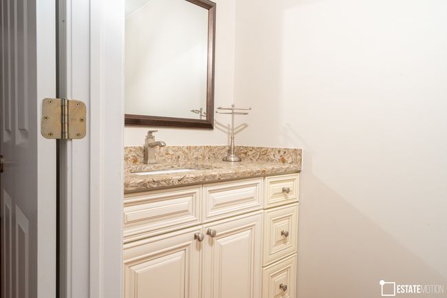 1110 Lily Field Ln, Townhouse with 3 bedrooms, 3 bathrooms and 2 parking in Bolingbrook IL | Image 6