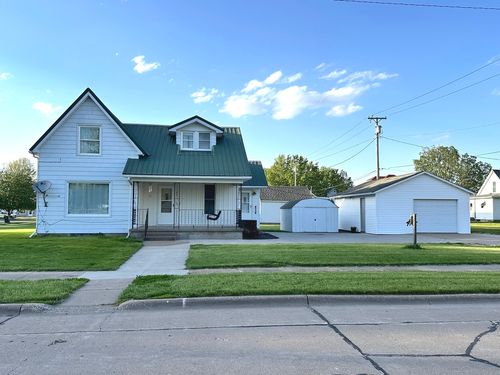 42 W Wilson St, Preston, IA, 52069-9770 | Card Image