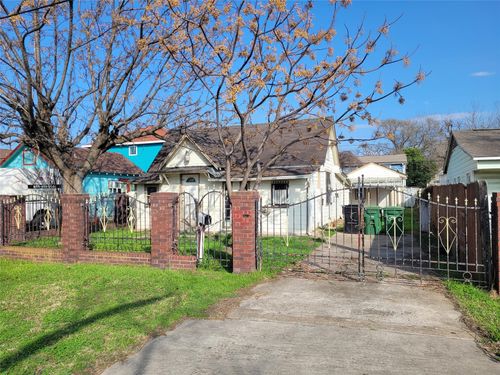 4512 Siegel St, Houston, TX, 77009-3254 | Card Image
