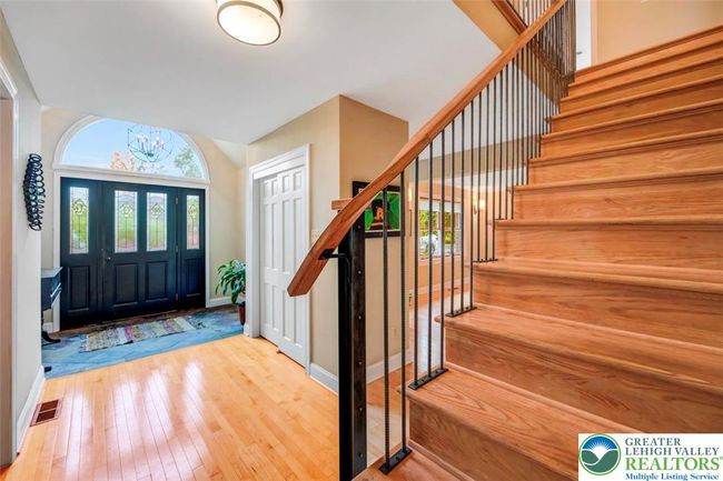 938 Meadow Cir, House other with 5 bedrooms, 5 bathrooms and null parking in BETHLEHEM PA | Image 6