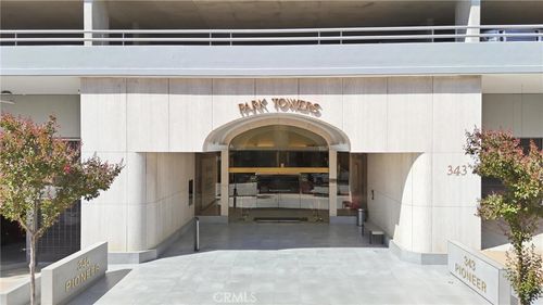 405-343 Pioneer, Glendale, CA, 91203 | Card Image