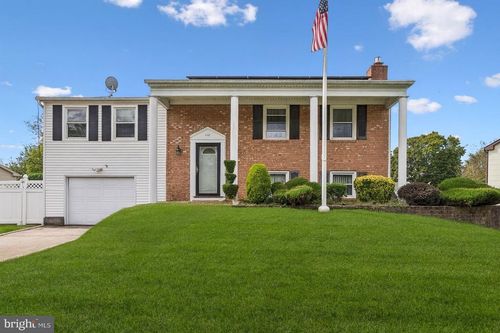 112 Toledo Ln, Willingboro, NJ, 08046-3723 | Card Image