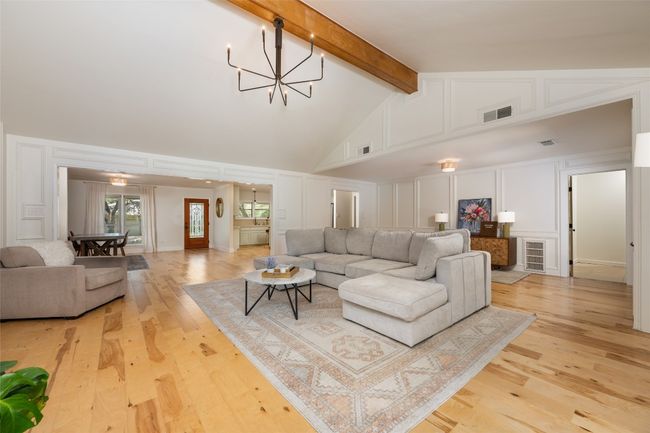 6317 Gato Path, House other with 3 bedrooms, 3 bathrooms and 5 parking in Austin TX | Image 16