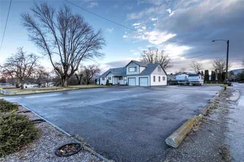 970 S Reserve St, Missoula, MT, 59801-3143 | Card Image