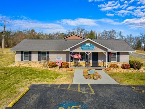 532 Patriot Dr, DANDRIDGE, TN, 37725-3216 | Card Image