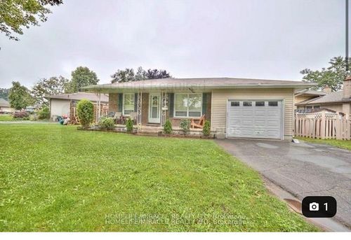 7150 Maywood St, Niagara Falls, ON, L2E5P5 | Card Image