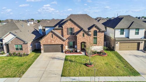 818 Kingwood Dr, League City, TX, 77573-1489 | Card Image