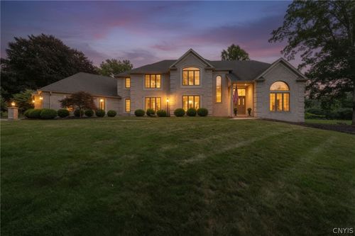7951 Oak Brook Cir, Pittsford, NY, 14534-9505 | Card Image