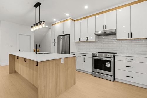 6-2360 Crescent Way, Abbotsford, BC, V2S3M2 | Card Image