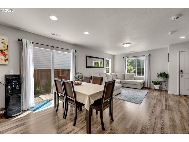 Dining Area | Image 5