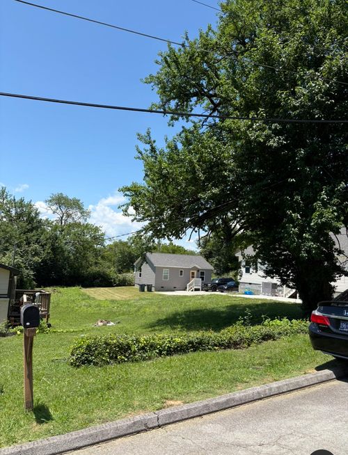 2427 13th Ave, Chattanooga, TN, 37407-1209 | Card Image