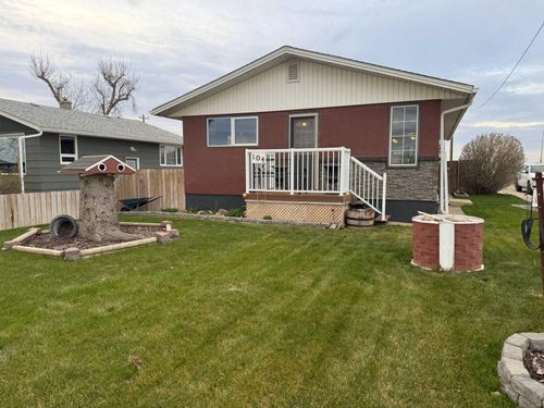 104 1 Avenue N, Vauxhall, AB, T0K2K0 | Card Image