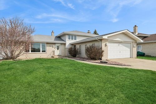 7546 Halesia Ct, Orland Park, IL, 60462-4201 | Card Image