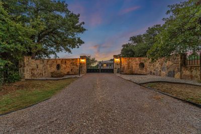 Front Gate | Image 3