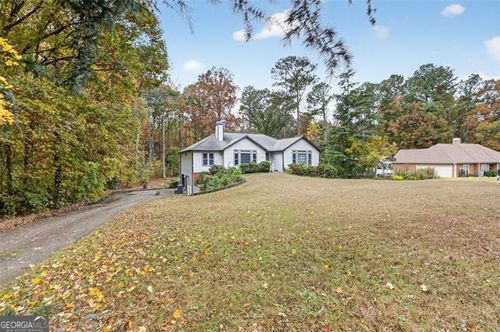 2222 Amber Creek Trl, Buford, GA, 30519-5294 | Card Image