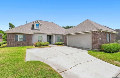 18252 River Landing Dr, Prairieville, LA, 70769-3497 | Card Image