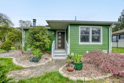 7243 S 125th Street, Seattle, WA, 98178 | Card Image